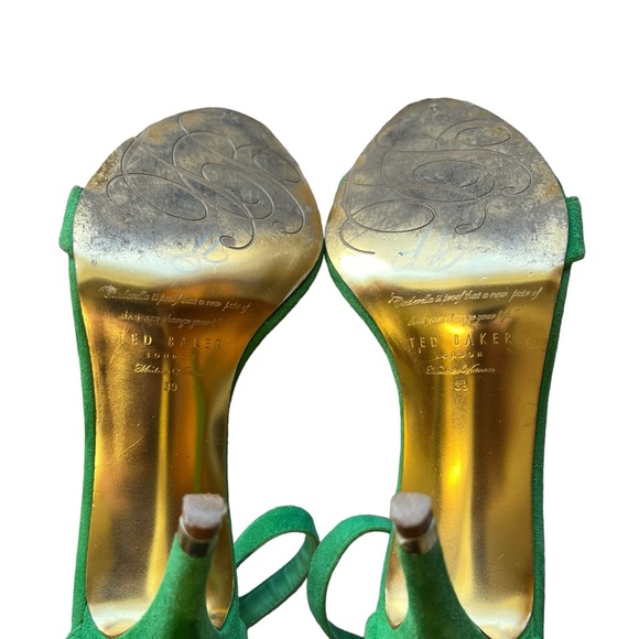 Ted Baker, London Green & Gold Julienne heels in size 39. Suede with ankle strap - Picture 5 of 7
